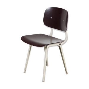 Chaise « Révolte »