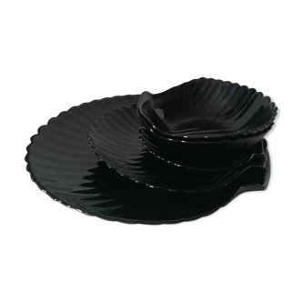 Set of 5 black seashell dishes