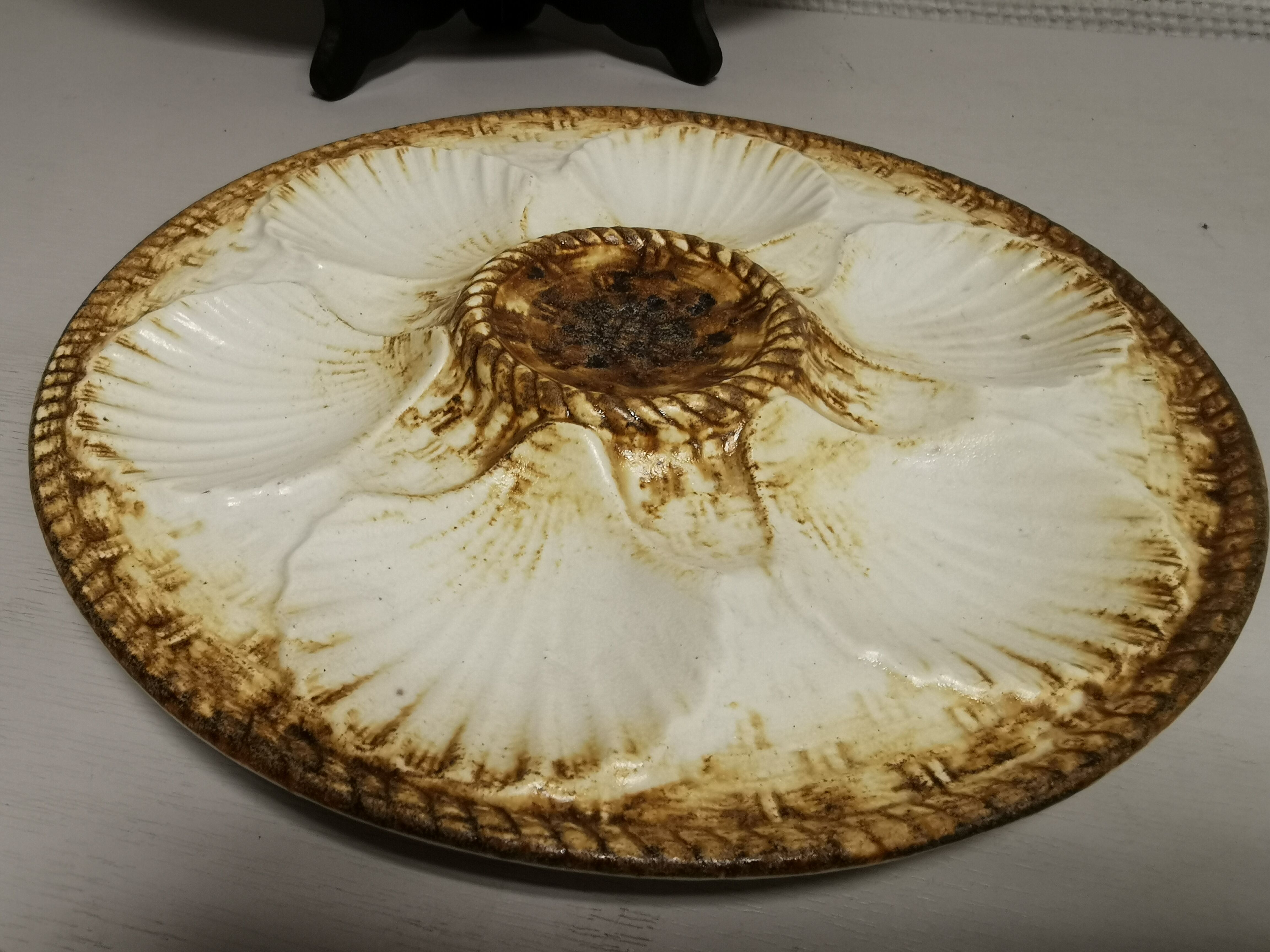 Vintage oyster / shellfish service of 10 plates + 1 dish in faience of longchamp france