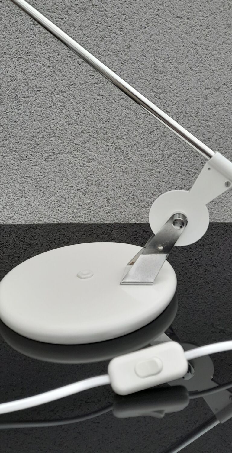 Aluminor 60s desk lamp