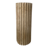 Old plaster column