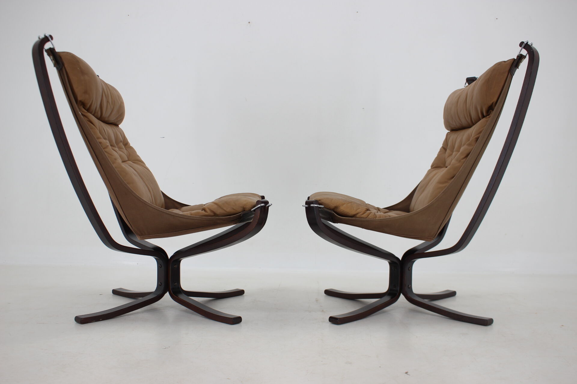 Sigurd Ressell Pair of Falcon Chairs Leather by Vatne Møbler Norway