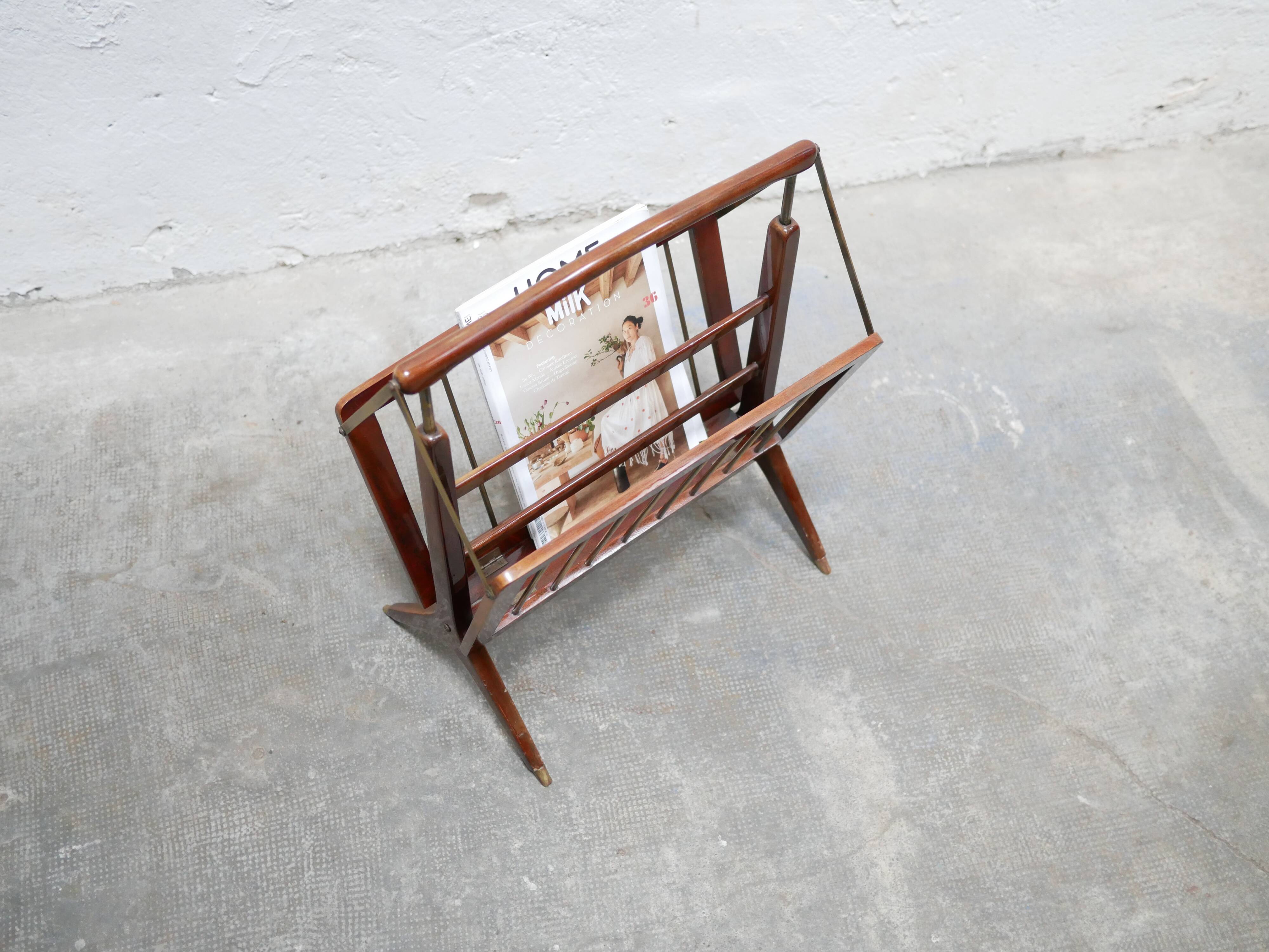 Porte-revues pliable en bois et laiton, Made in Italy