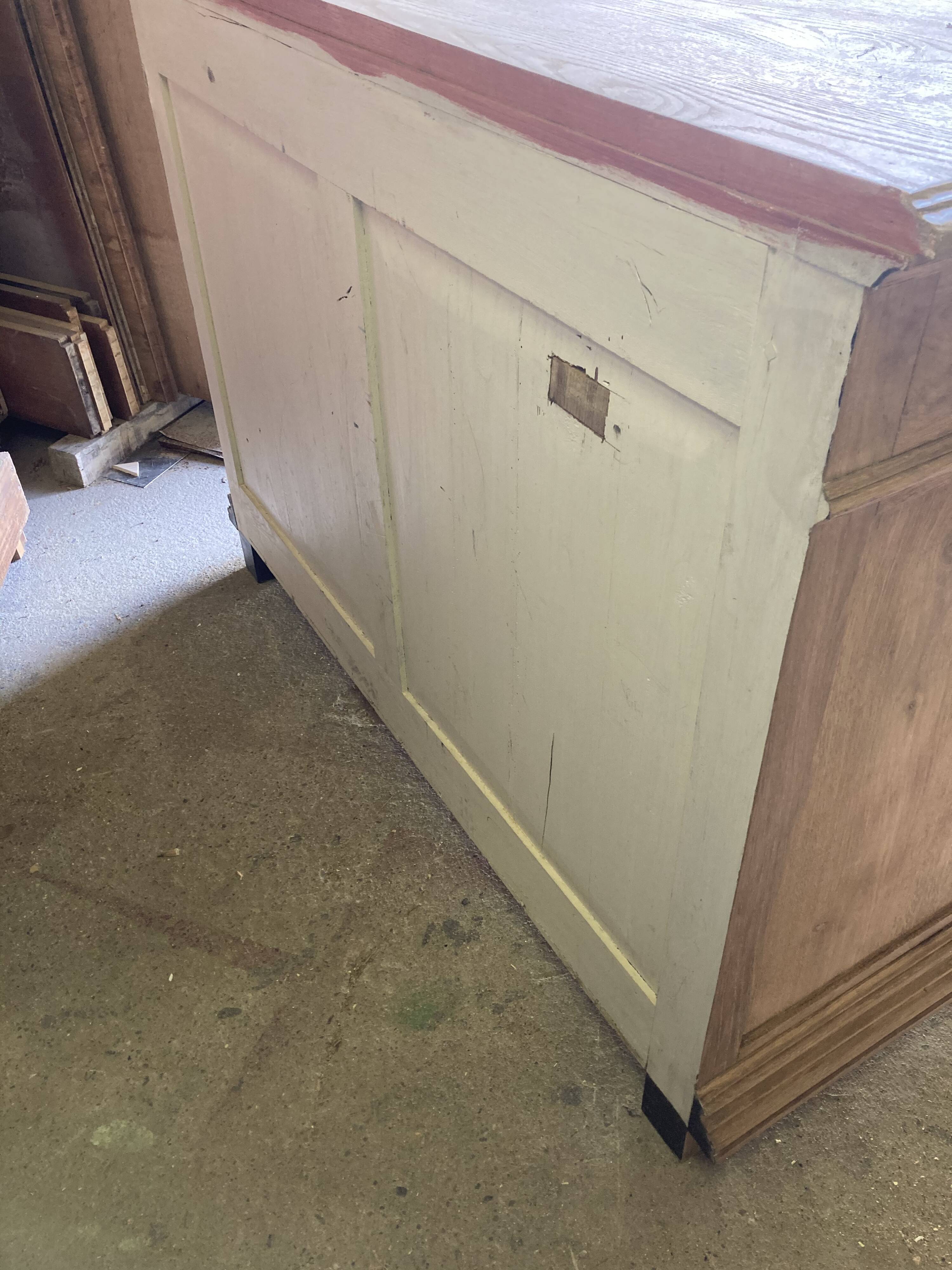 2-door buffet, 2 light oak drawers