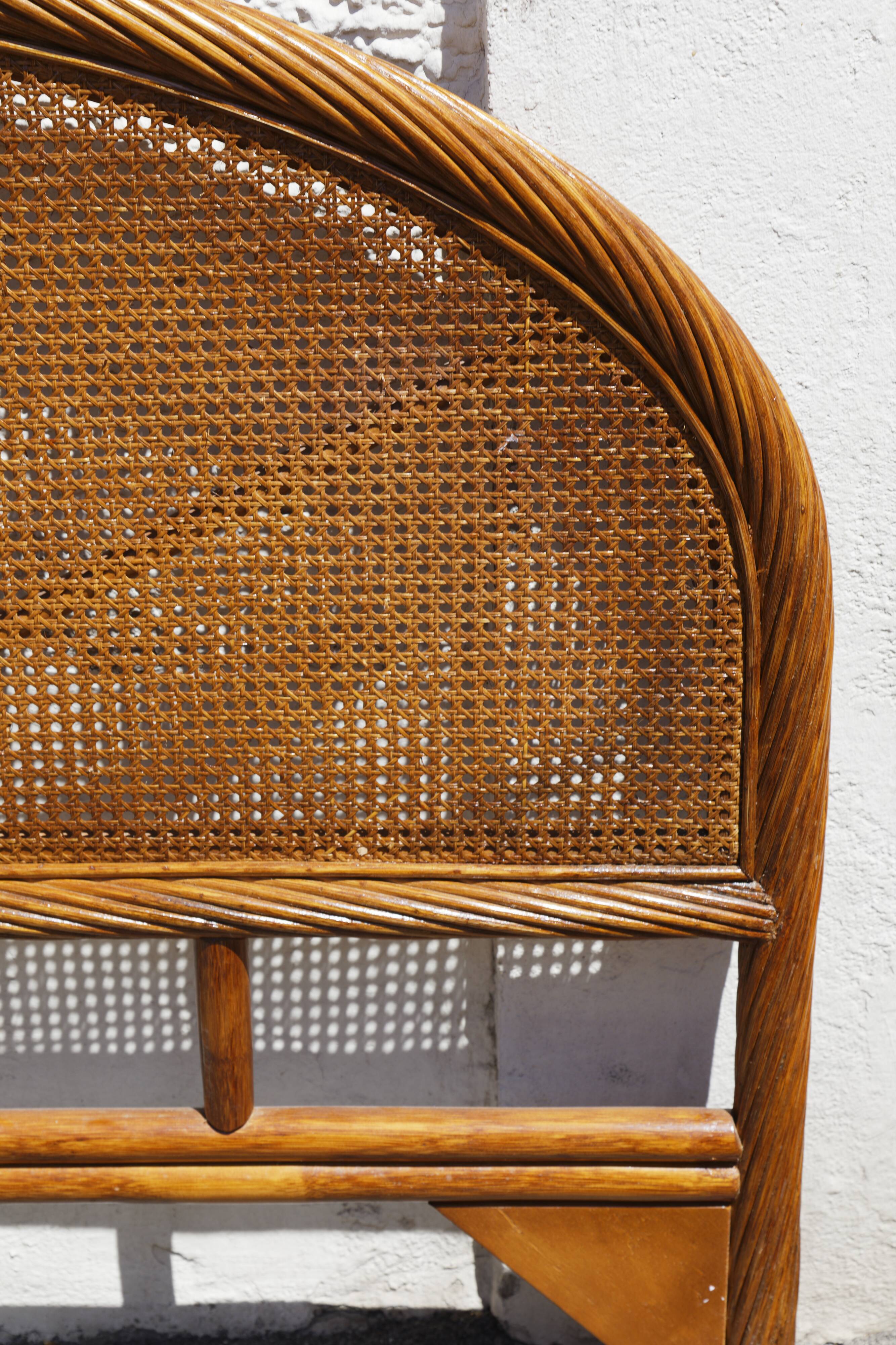 Set headboard and bedside woven rattan maugrion