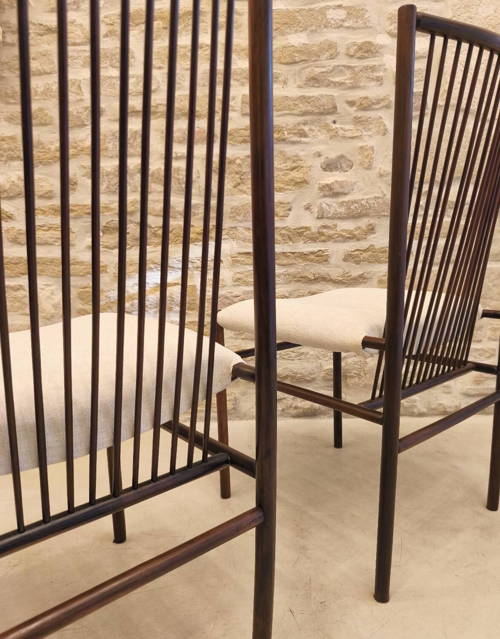 Pair of sculptural chairs, Brazilian design, Joaquim Tenreiro, 1950