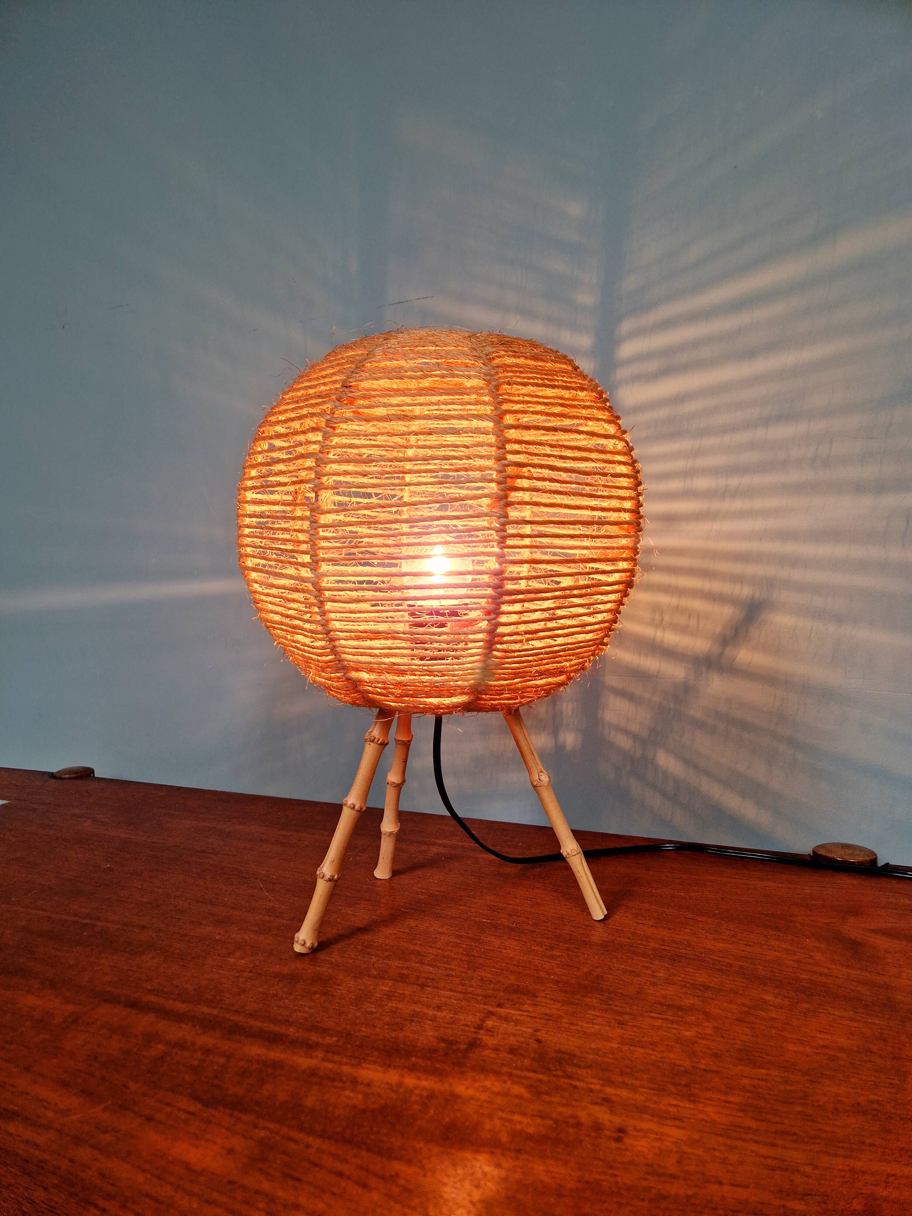 Lampe tripode vintage en corde, années 60