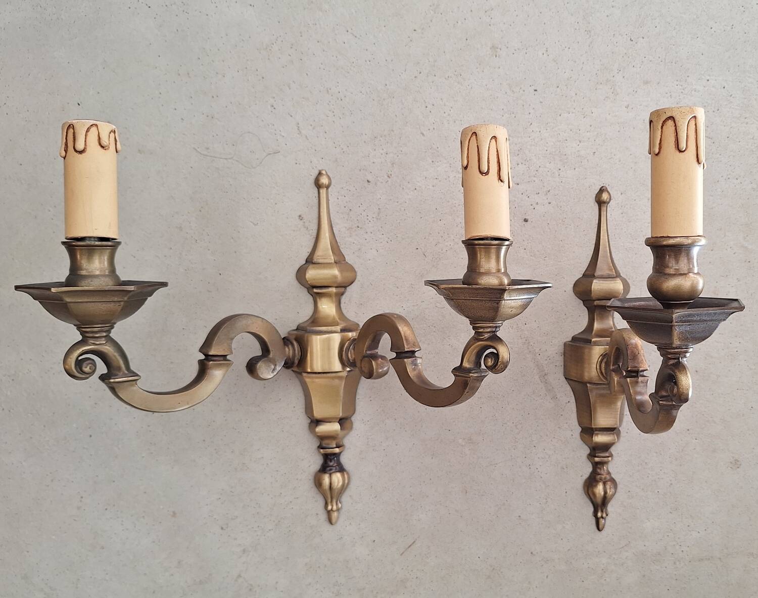 Classic style bronze wall sconces