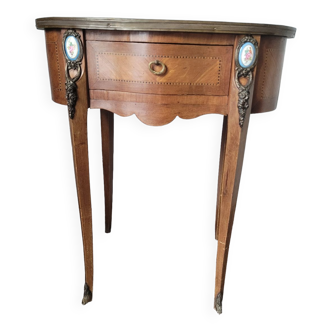 Bouillotte table