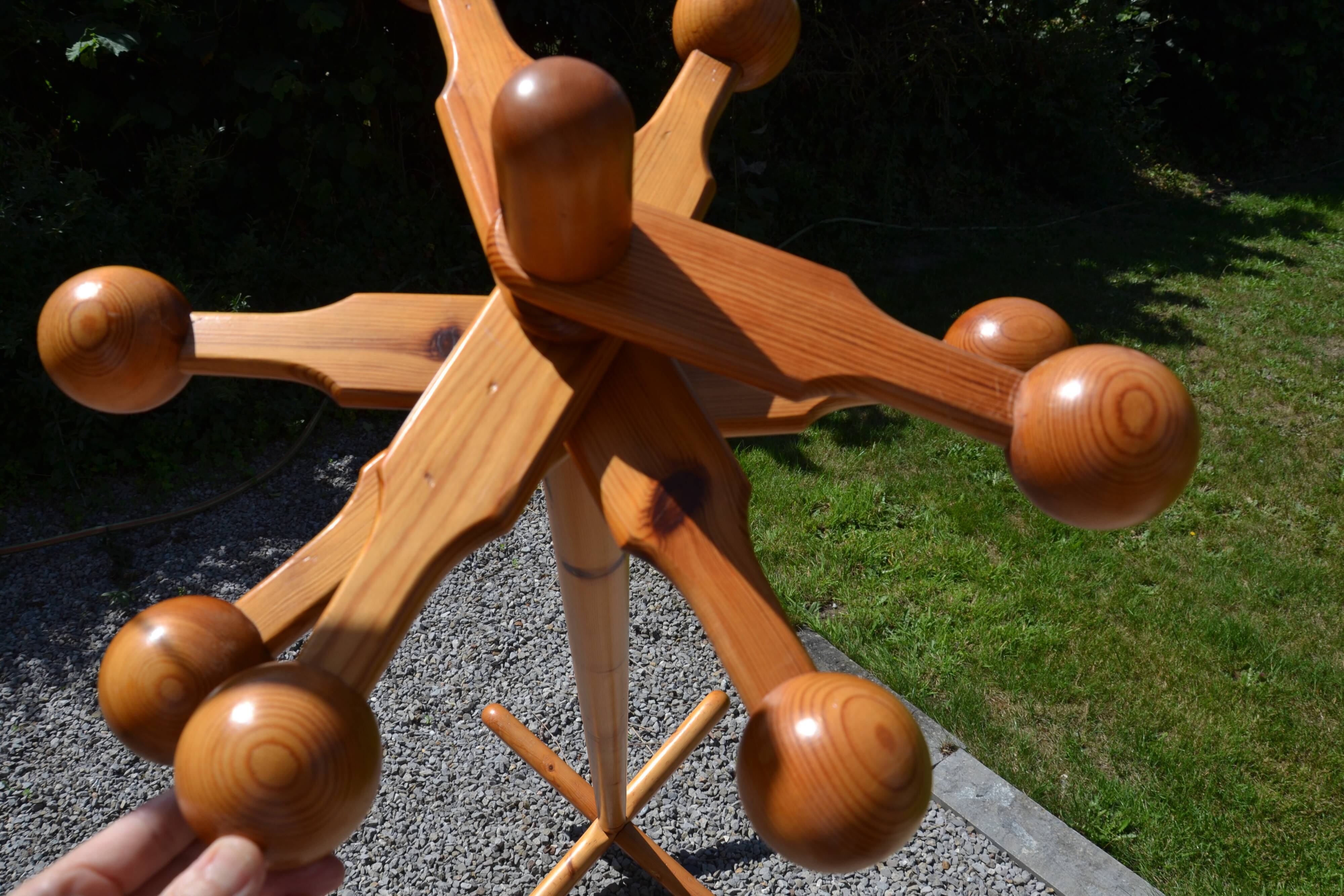 Les Arcs floor-standing coat rack