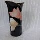 Superb vintage vase in glossy black glazed porcelain. Yamaji.