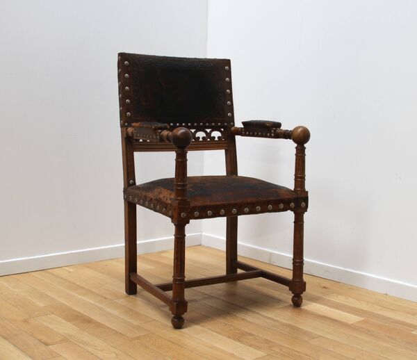 Paire de fauteuils style Henri II