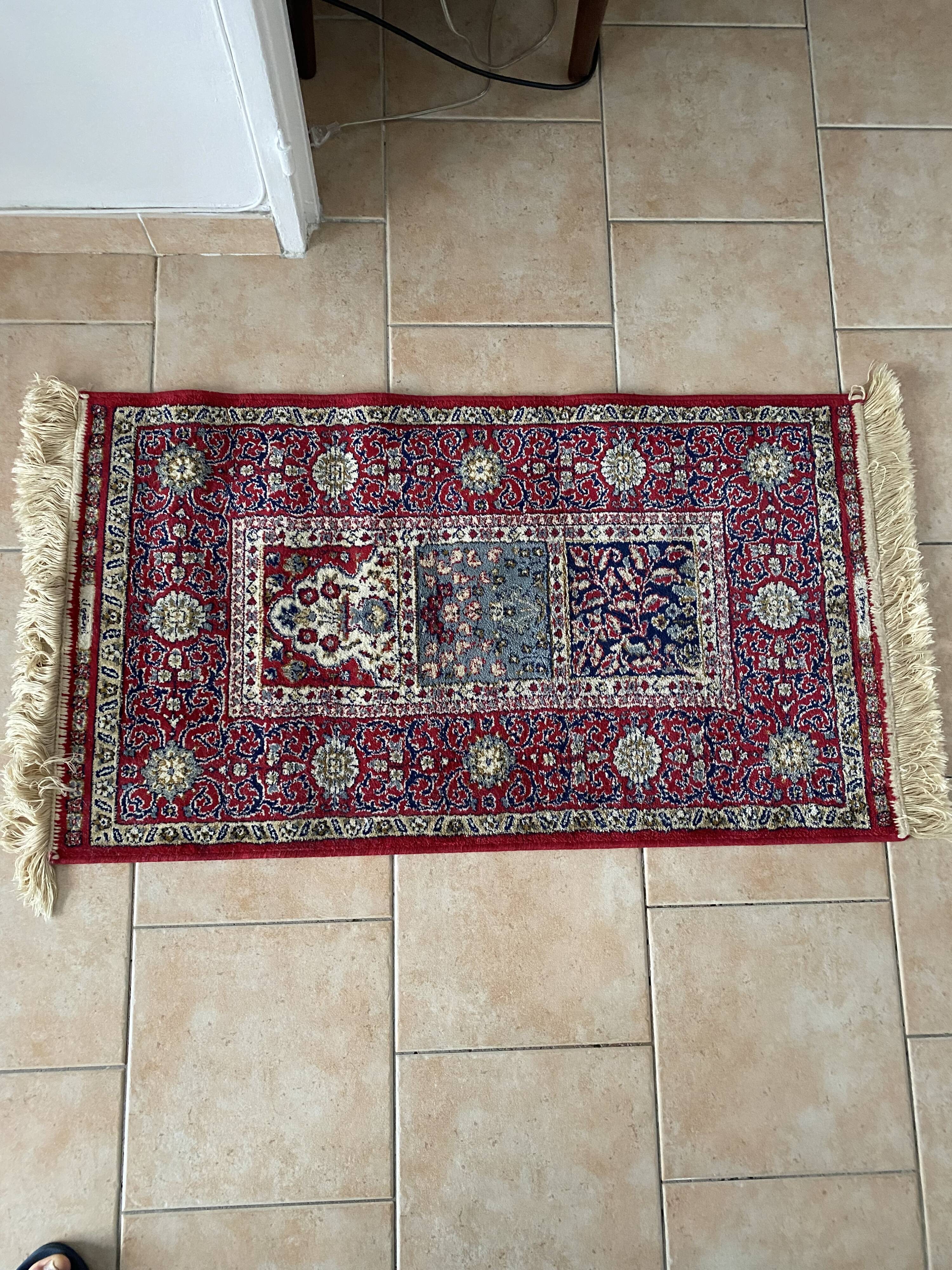 Set of 2 oriental rugs
