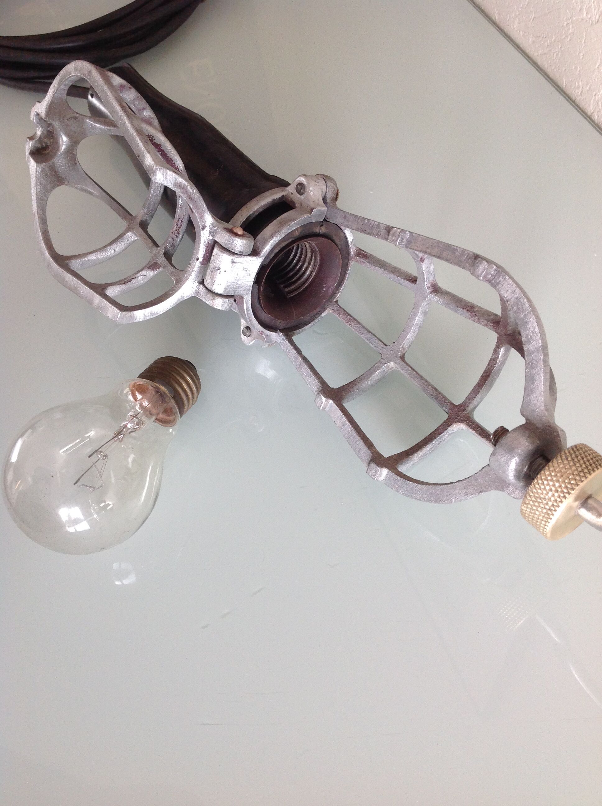 The Pyle National Company lamp 40-50