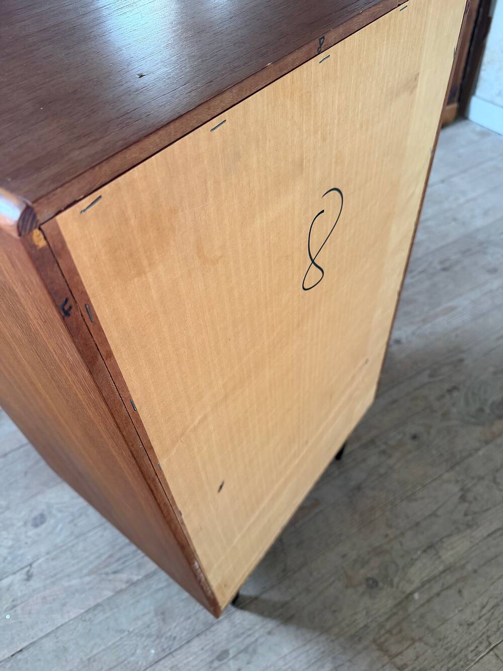Commode scandinave vintage en teck