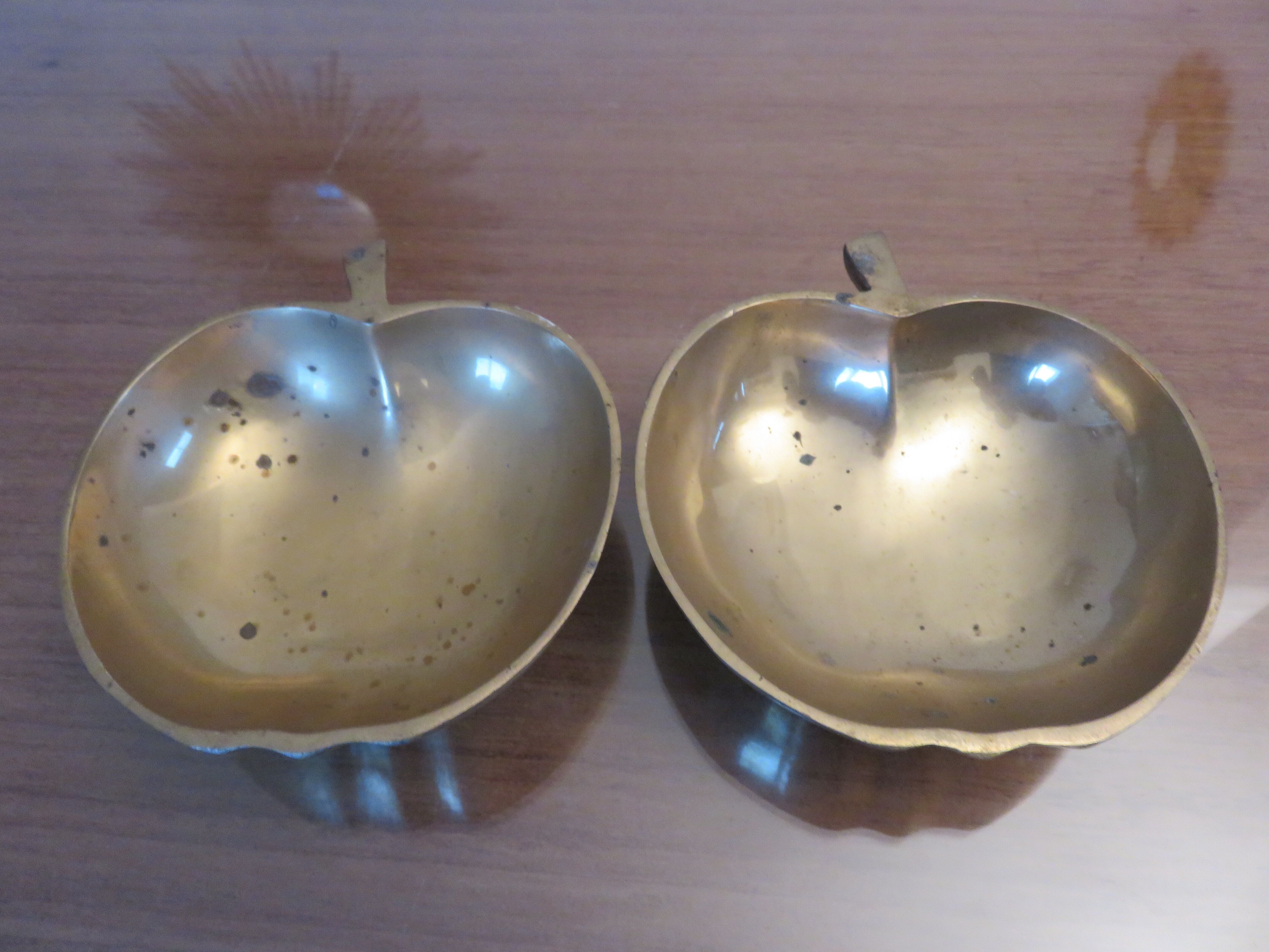 Pair of brass "apple" ashtrays, 1970s