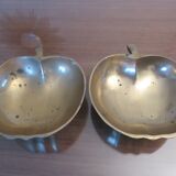 Paire de cendriers "pomme" en laiton, années 70