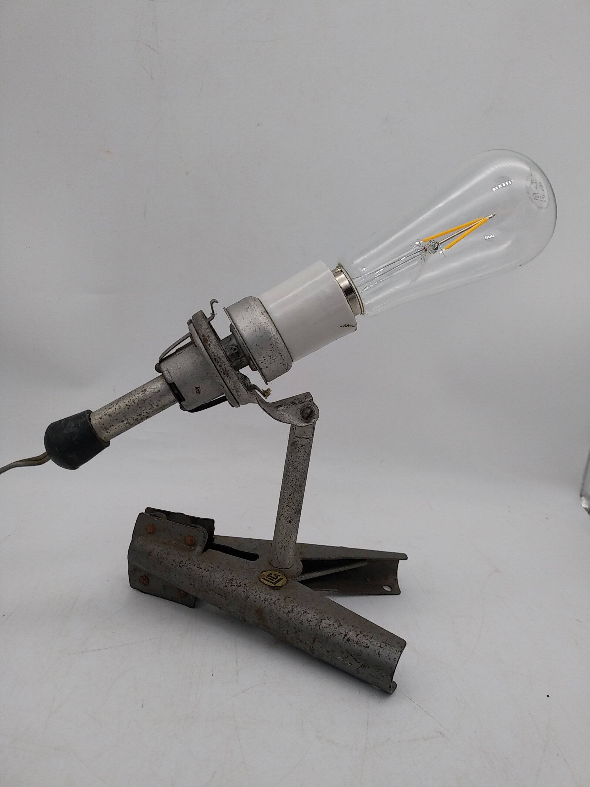 Lita clamp lamp. Porcelain socket. SGDG.