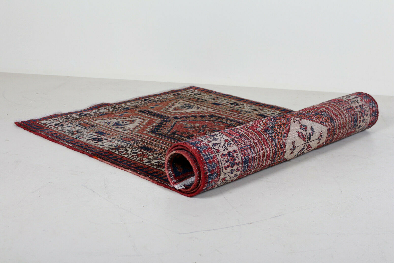 Tapis vintage à franges afshar 106x231cm