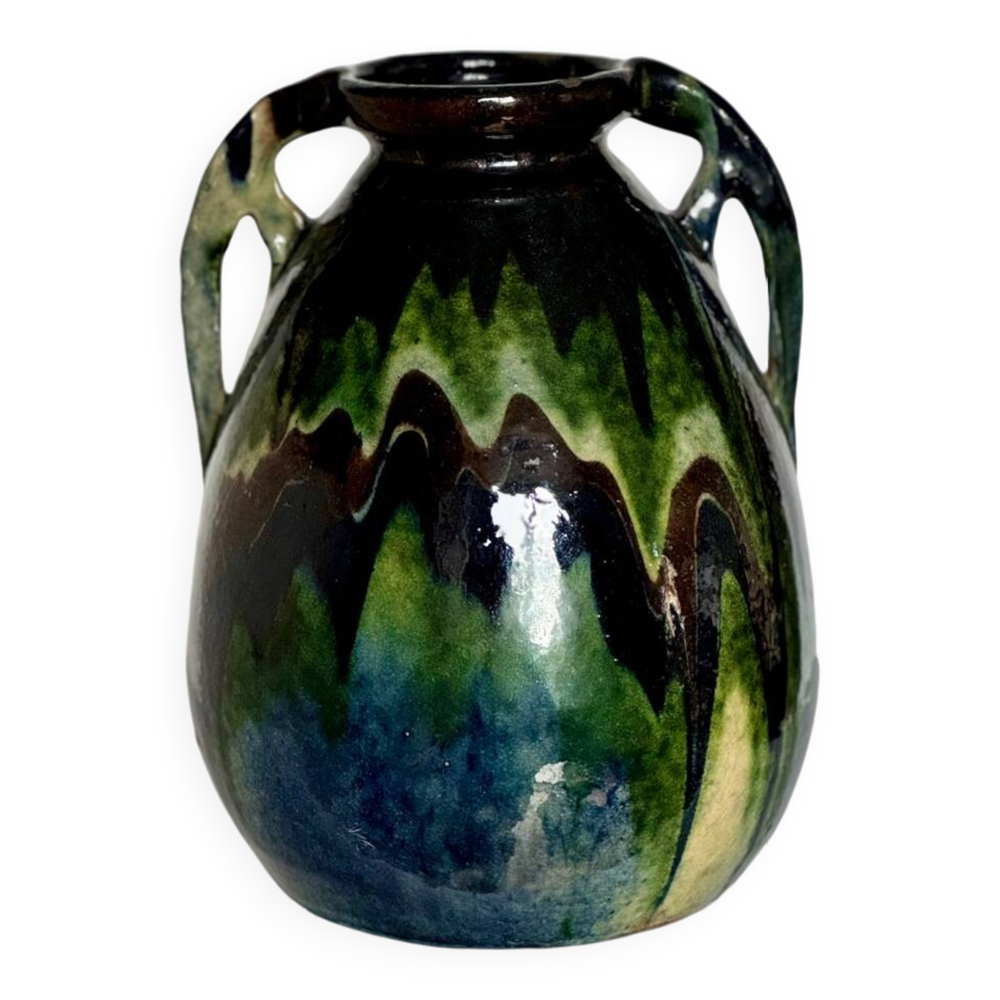 Handmade vase in mixed earth