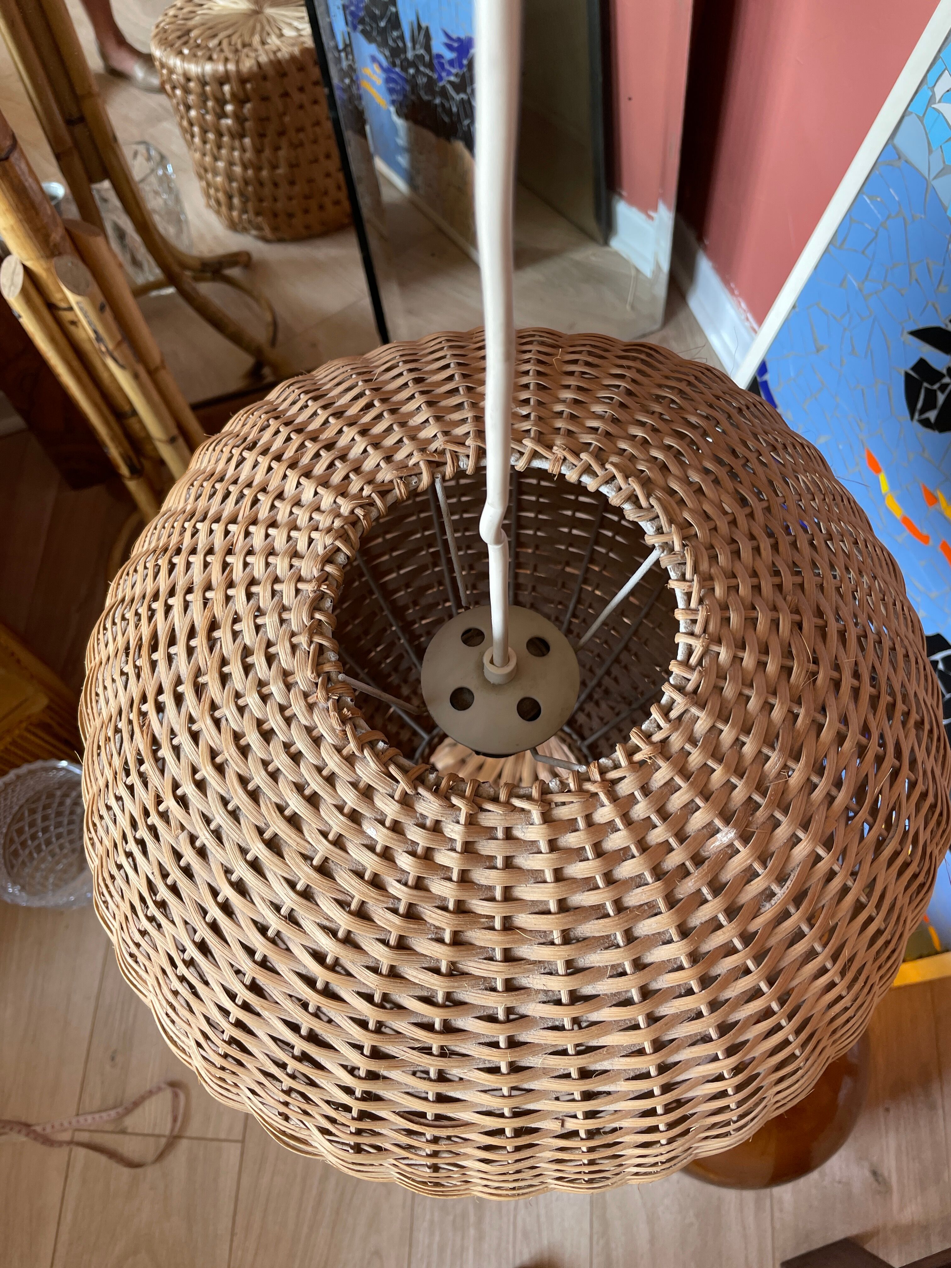 Wicker suspension