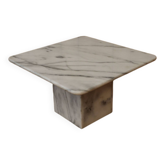 White marble coffee table