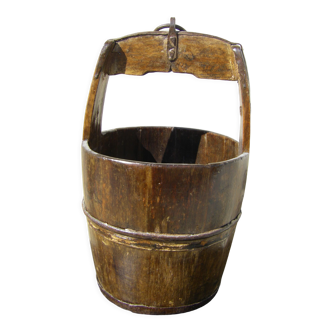 Wooden well bucket