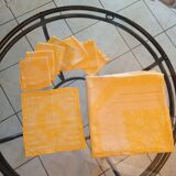 Tablecloth and 8 antique towels in linen lace hand