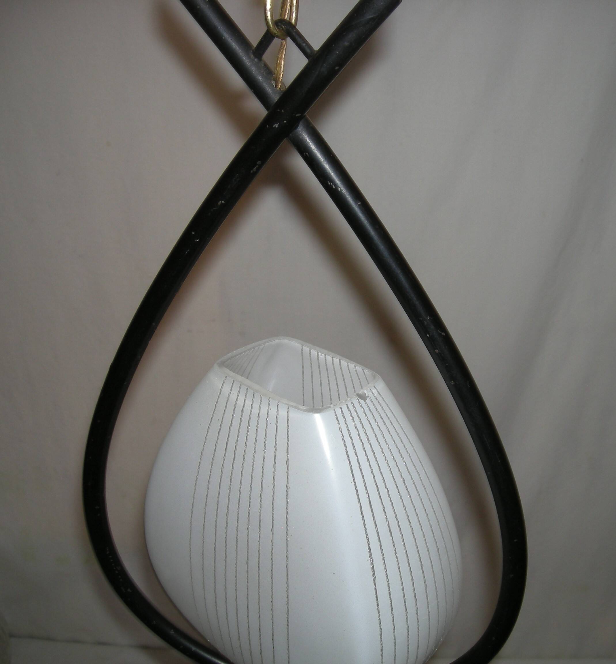 Suspension arlus from the 1950s