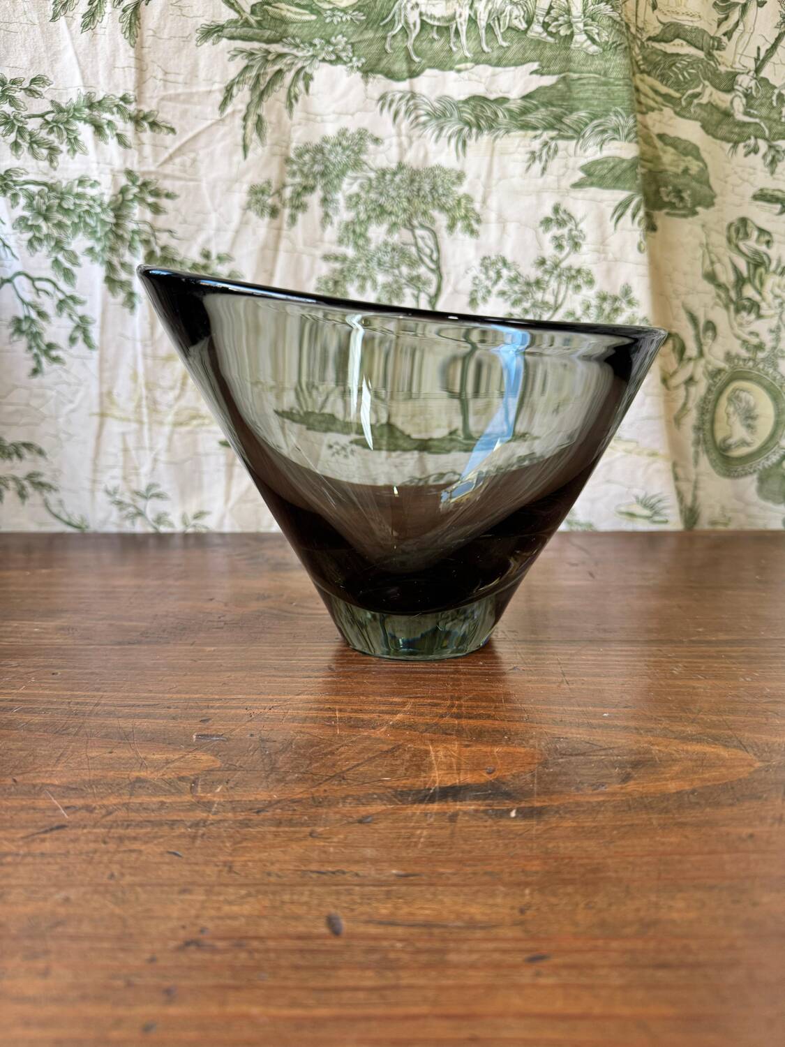 Large asymmetrical bowl designed by Per Lütken for Holmegaard