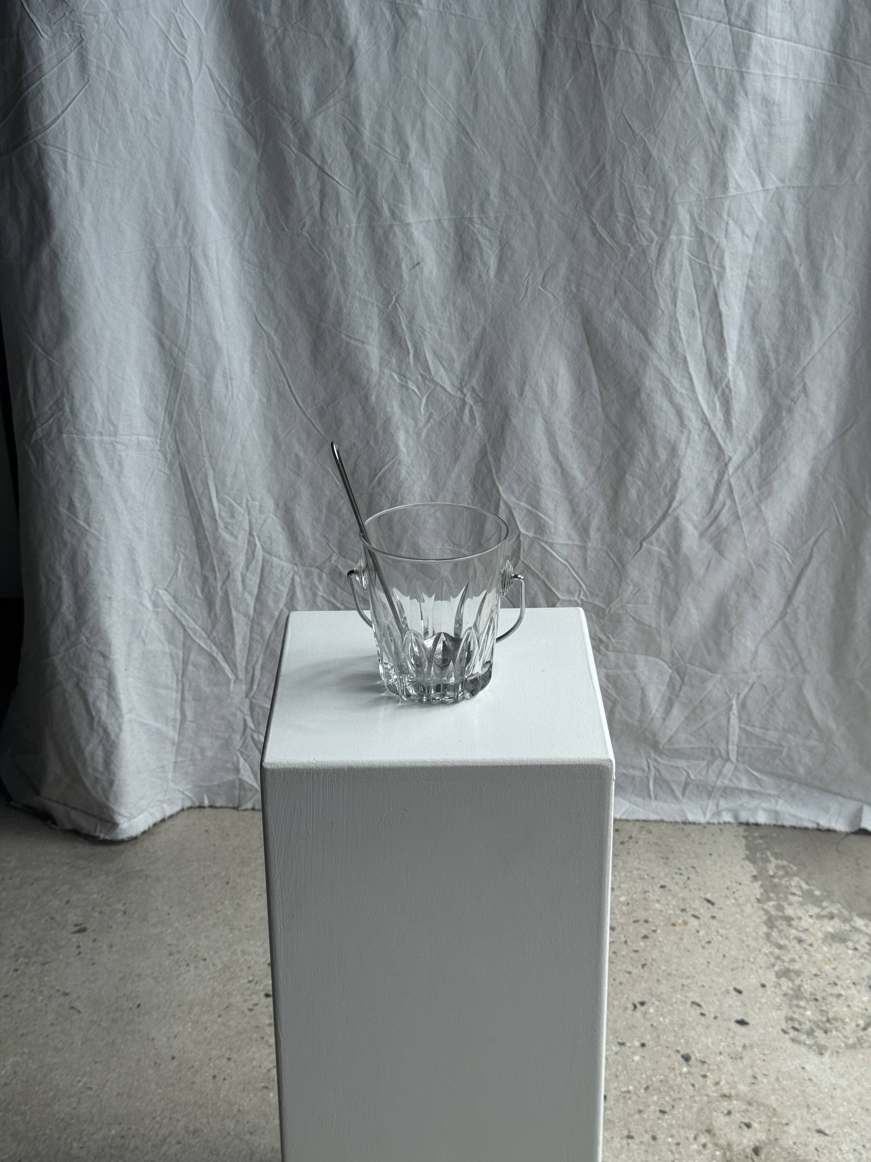 Small glass ice bucket with ladle H13.5