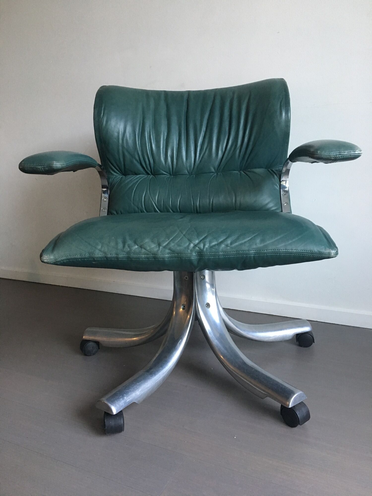 1970's Saporiti lounge chair by Giovanni Offredi