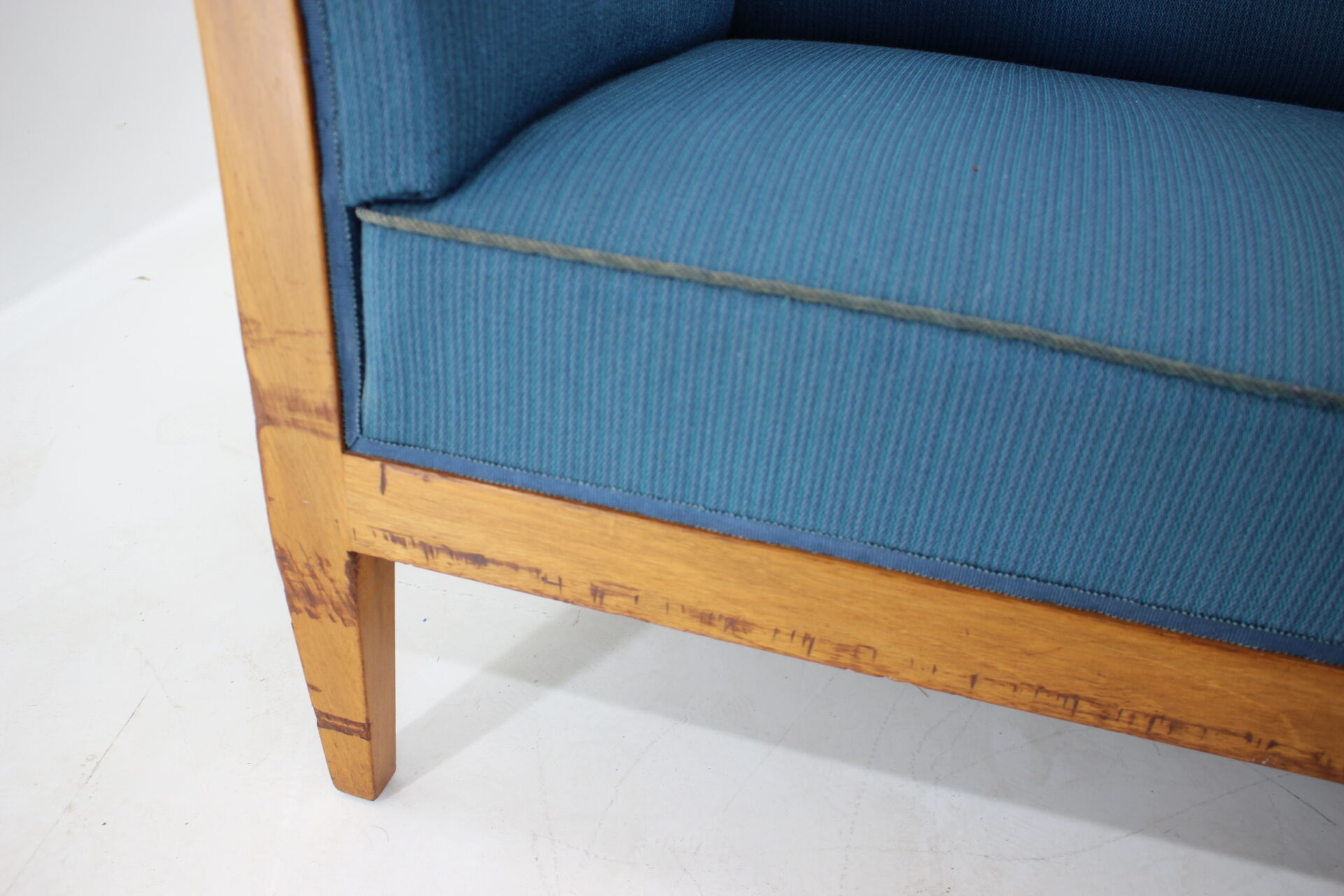 1940s Frits Henningsen mahogany three-seat sofa, Denmark