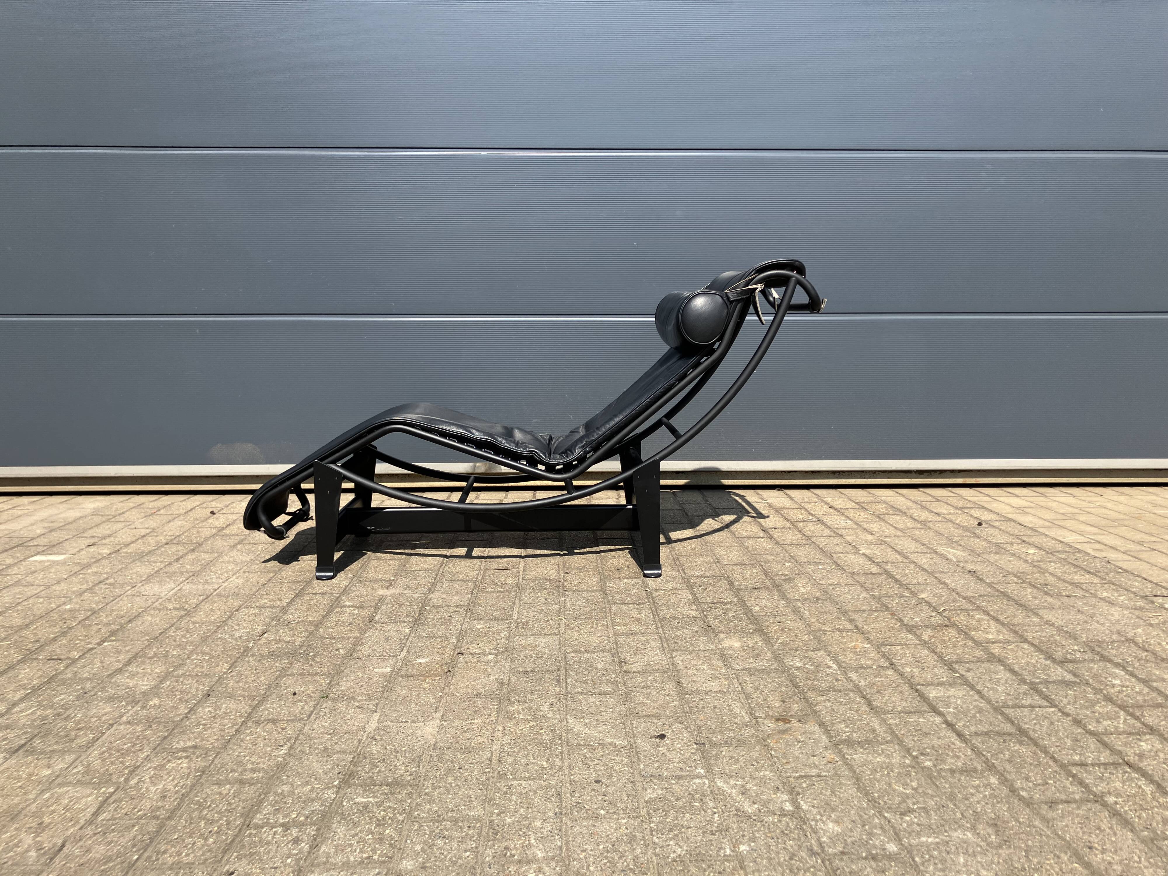 Originele Cassina Le Corbusier Lc4 Black on Black, Bijna als new!