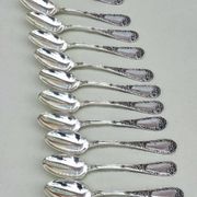 12 cuillères à café en métal argenté