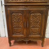 Baut two oak bodies