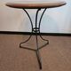 Table de bistrot