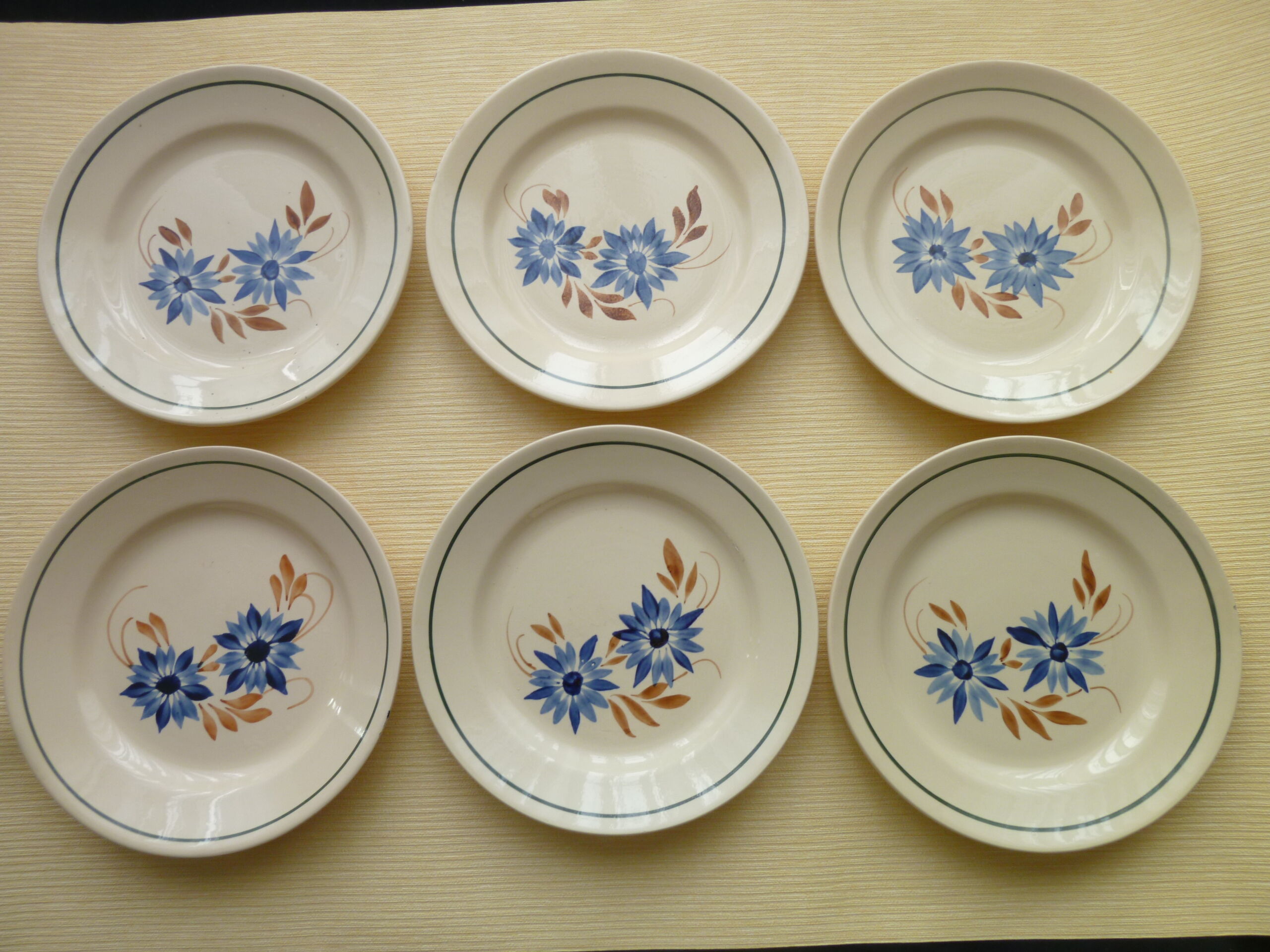 Set of 6 dessert plates HBCM Queen Model