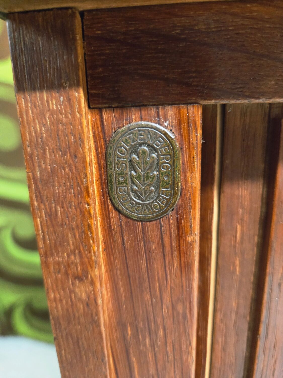 Meuble rideau rangement chêne 1960