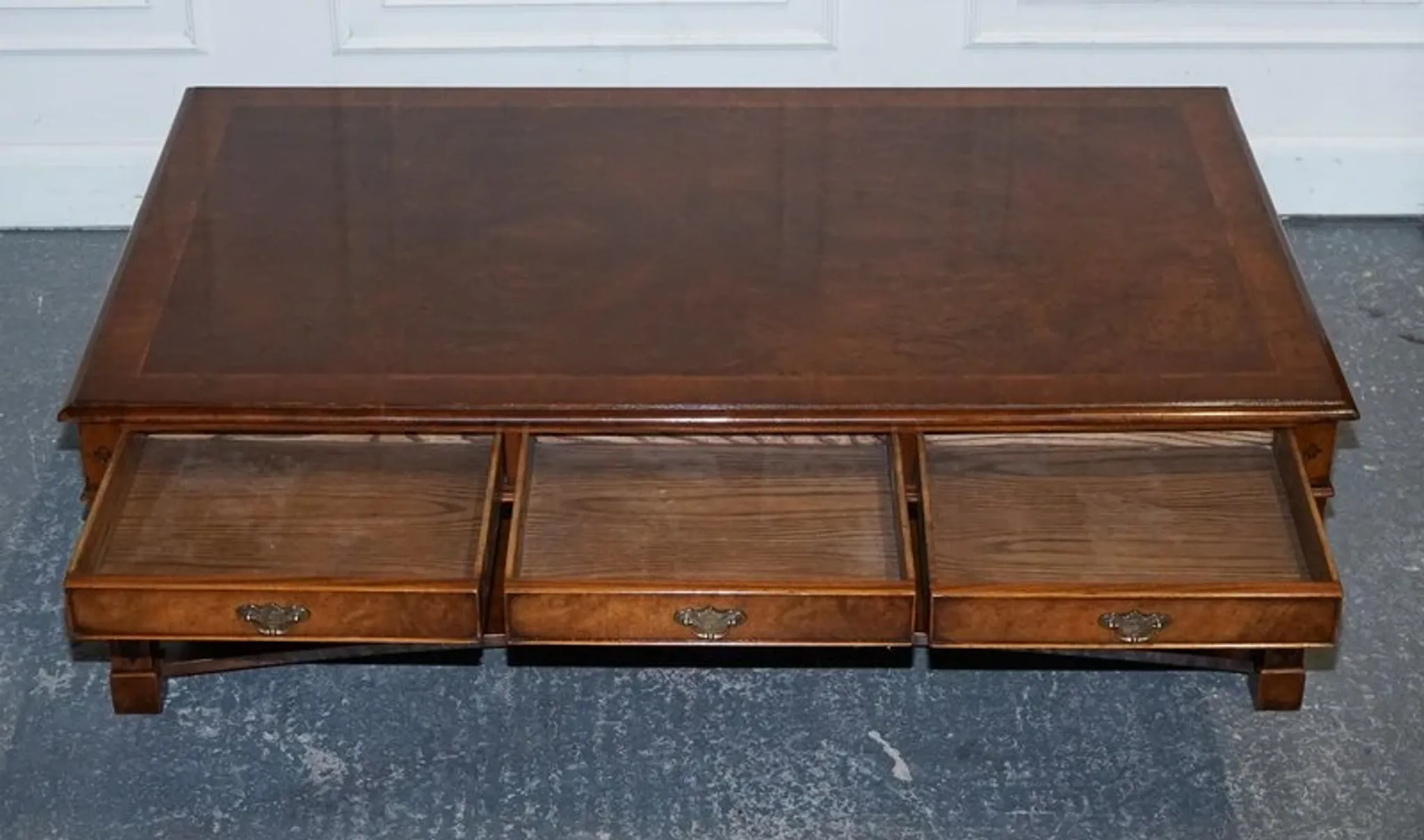 Large Georgian Coffee Table in Walnut Burr by Brights of Nettlebed London