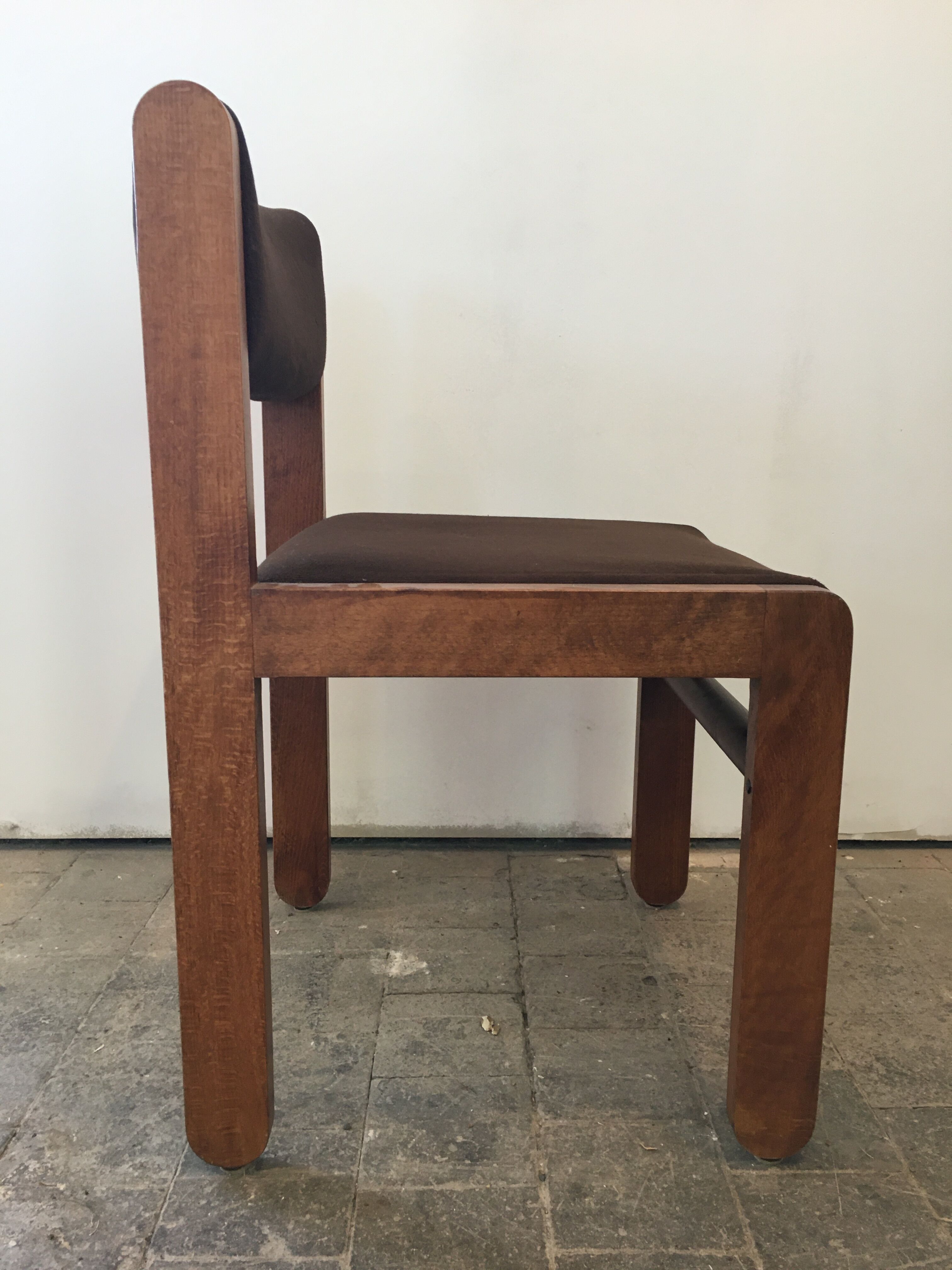6 Baumann chairs