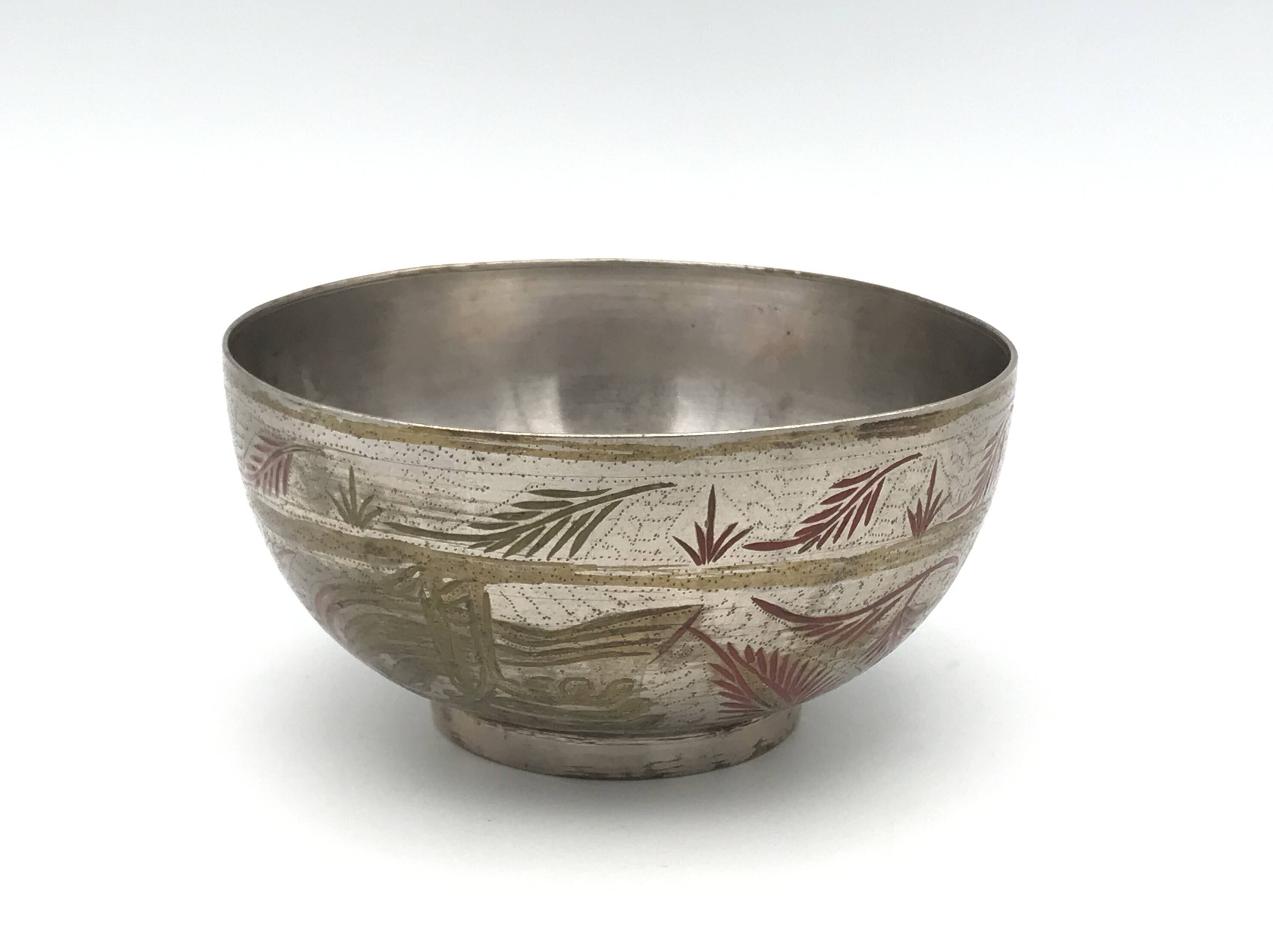 Antique ISLAMIC BOWL in tinned BRASS with engraved decoration and colored patterns