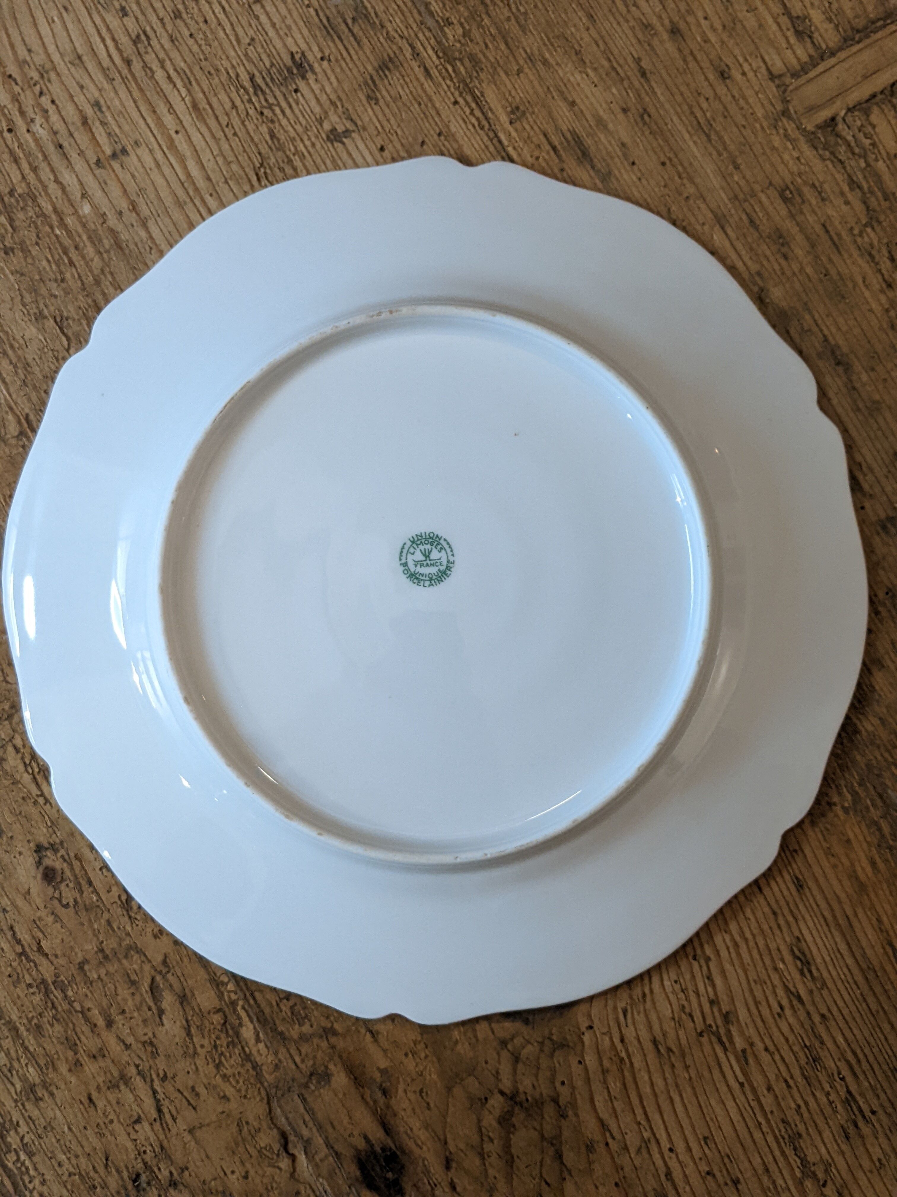 Lot vintage round flat plates in Limoges porcelain