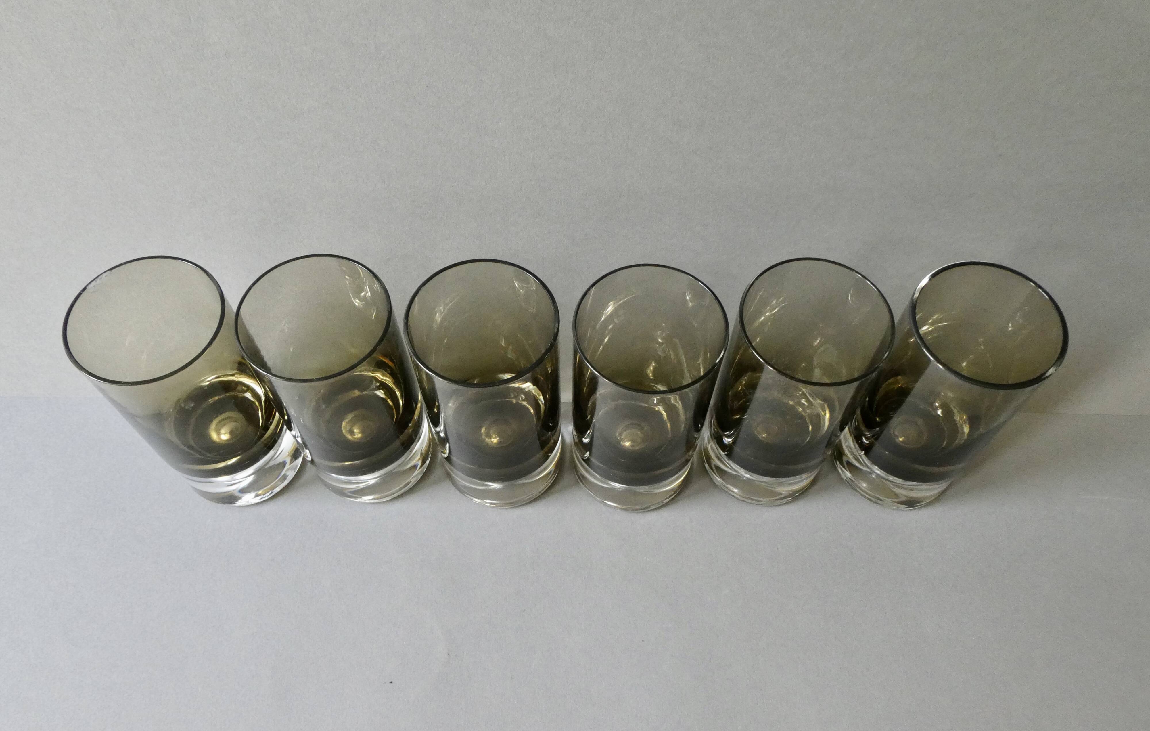 6 grands verres base bullée, verre fumé, années 60