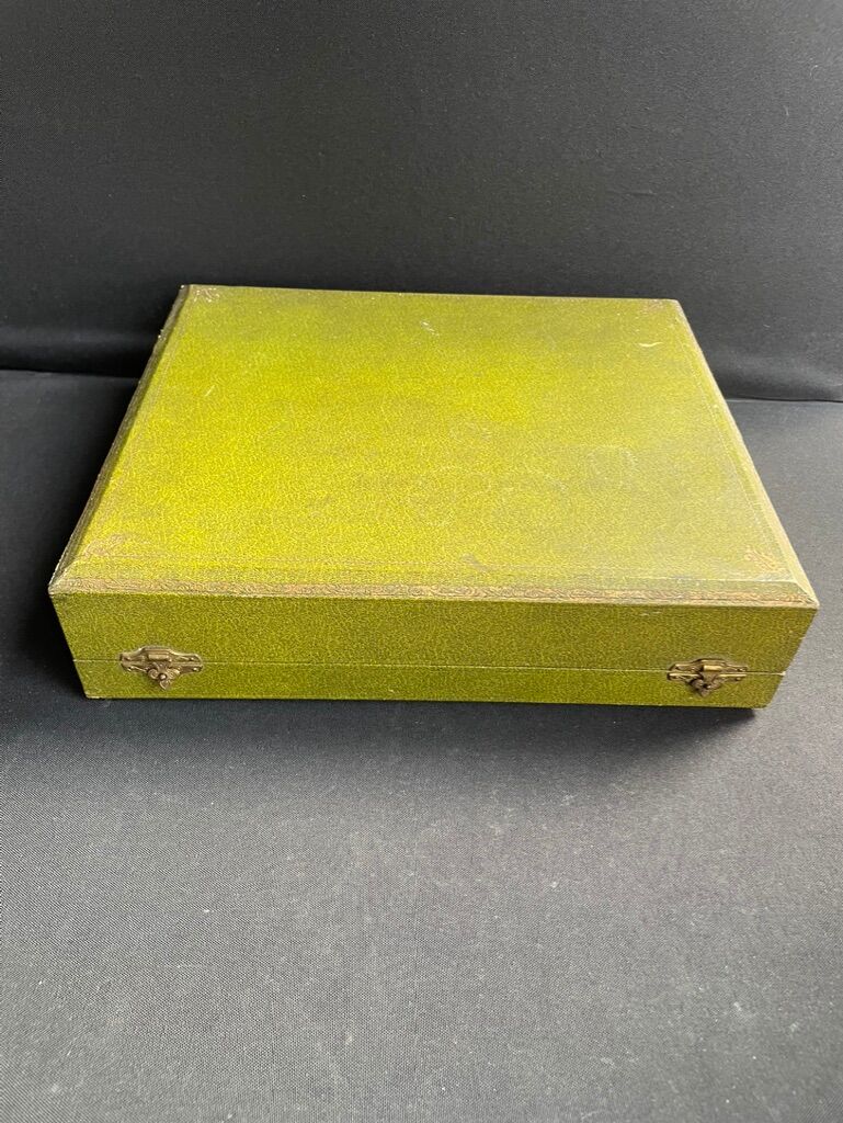 Liquor service in box – Silver -Armand Fresnay – Art Nouveau