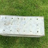 Metal planter