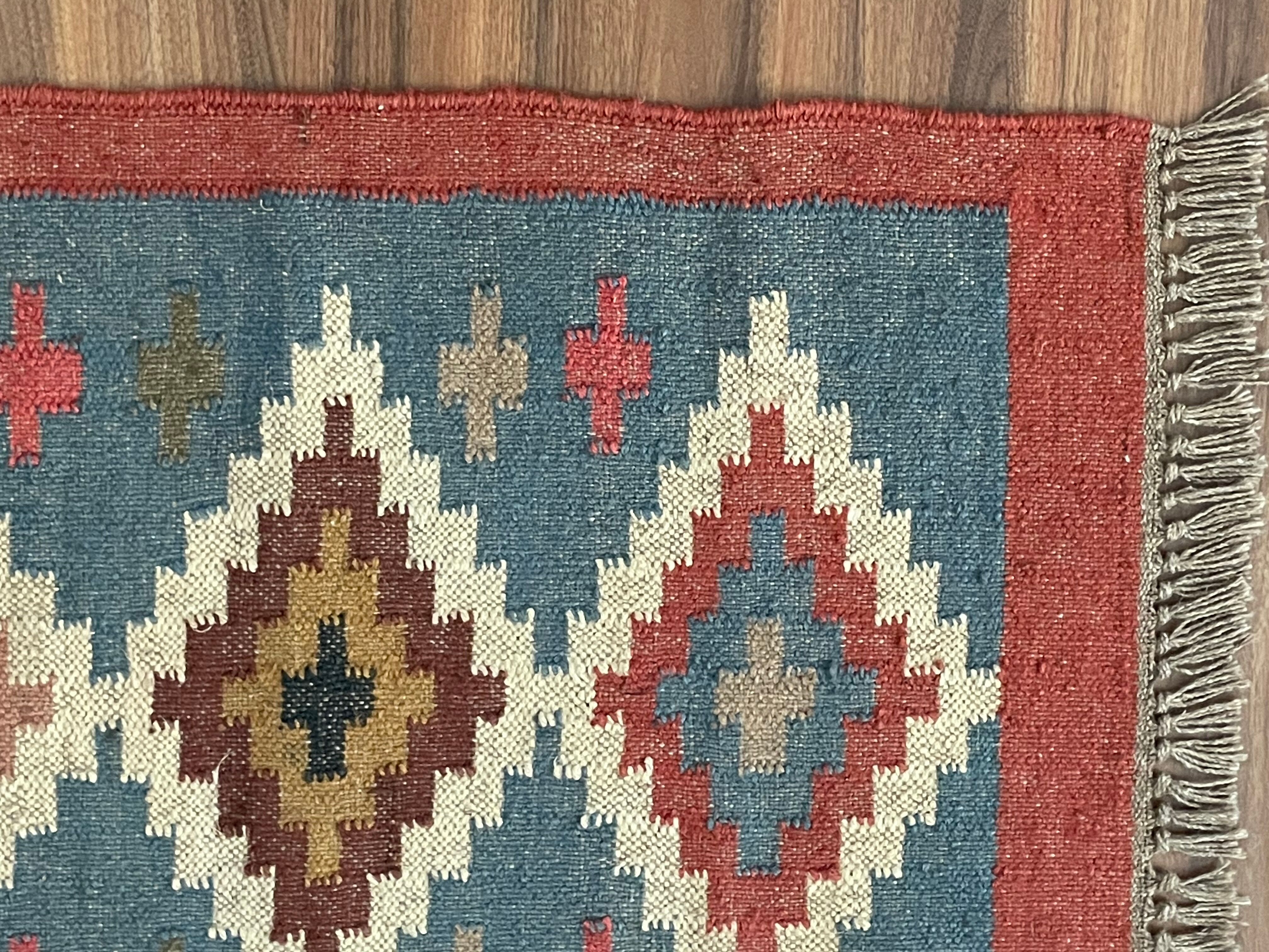 Jute and wool handwoven kilim