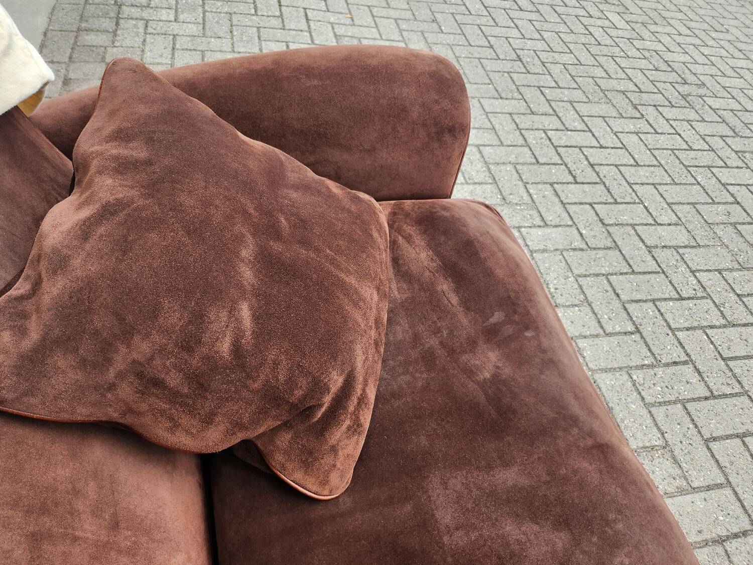 Baxter - Mickey Extra Armchair in Suède