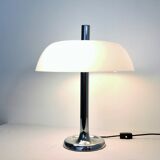 Lampe de table allemande par Egon Hillebrand, années 1970.