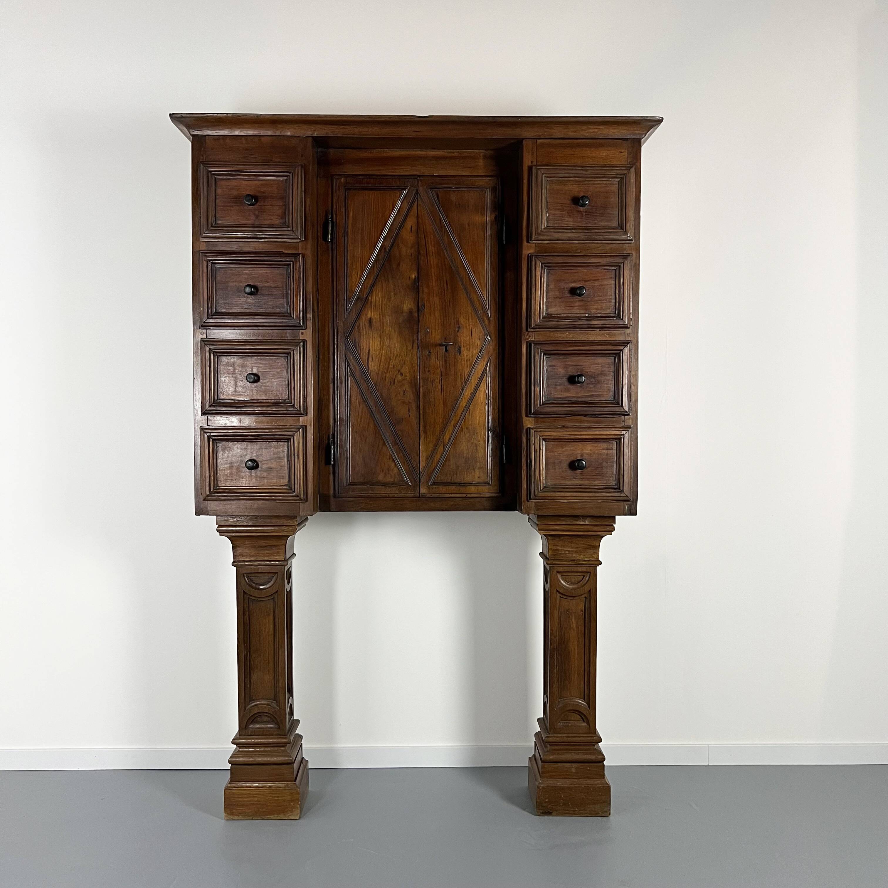 Stipo Monetiere, Piedmont 17th century cabinet with 8 drawers, in walnut, Italy